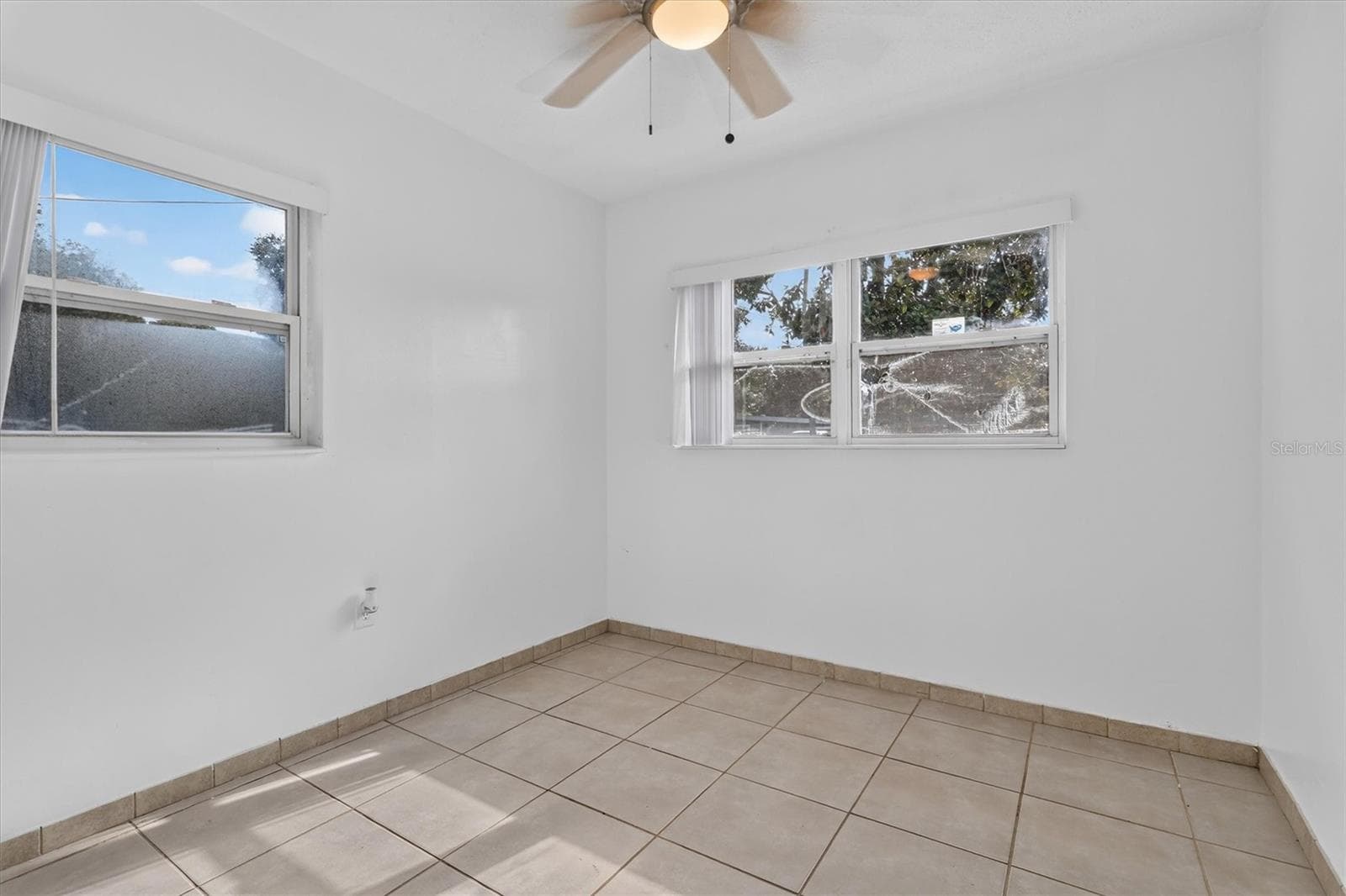 Single Family Residence at 208 PALMYRA DR, ORLANDO, photo 31 of 64