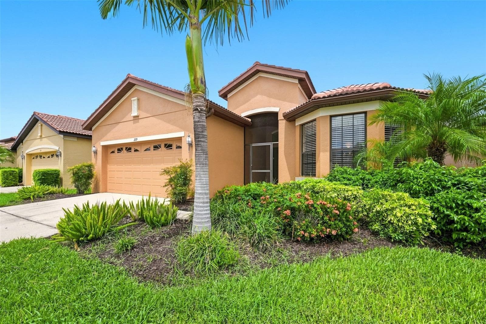 Single Family Residence at 229 SILVER FALLS DR, APOLLO BEACH, photo 2 of 77