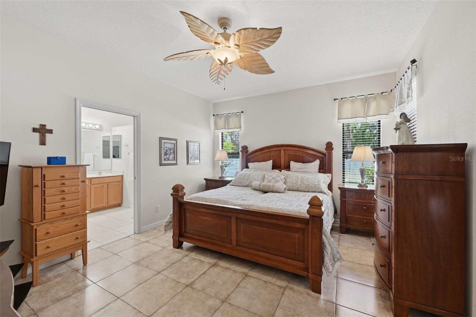 Single Family Residence at 229 SILVER FALLS DR, APOLLO BEACH, photo 28 of 77
