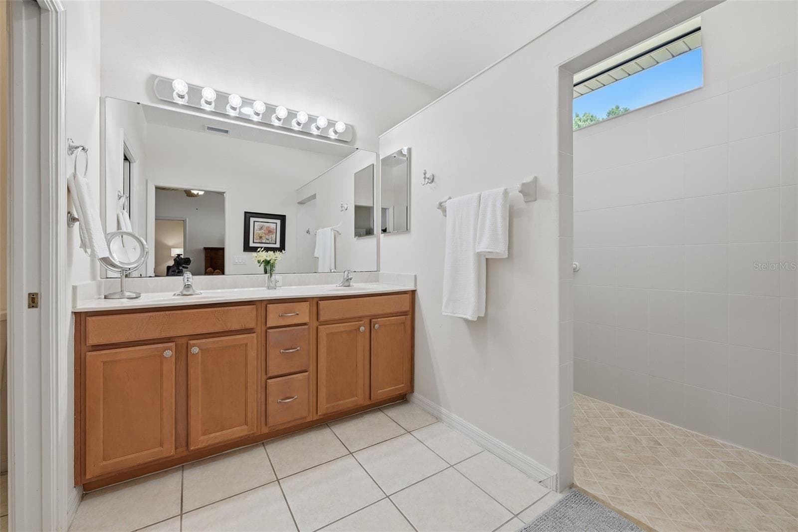 Single Family Residence at 229 SILVER FALLS DR, APOLLO BEACH, photo 32 of 77