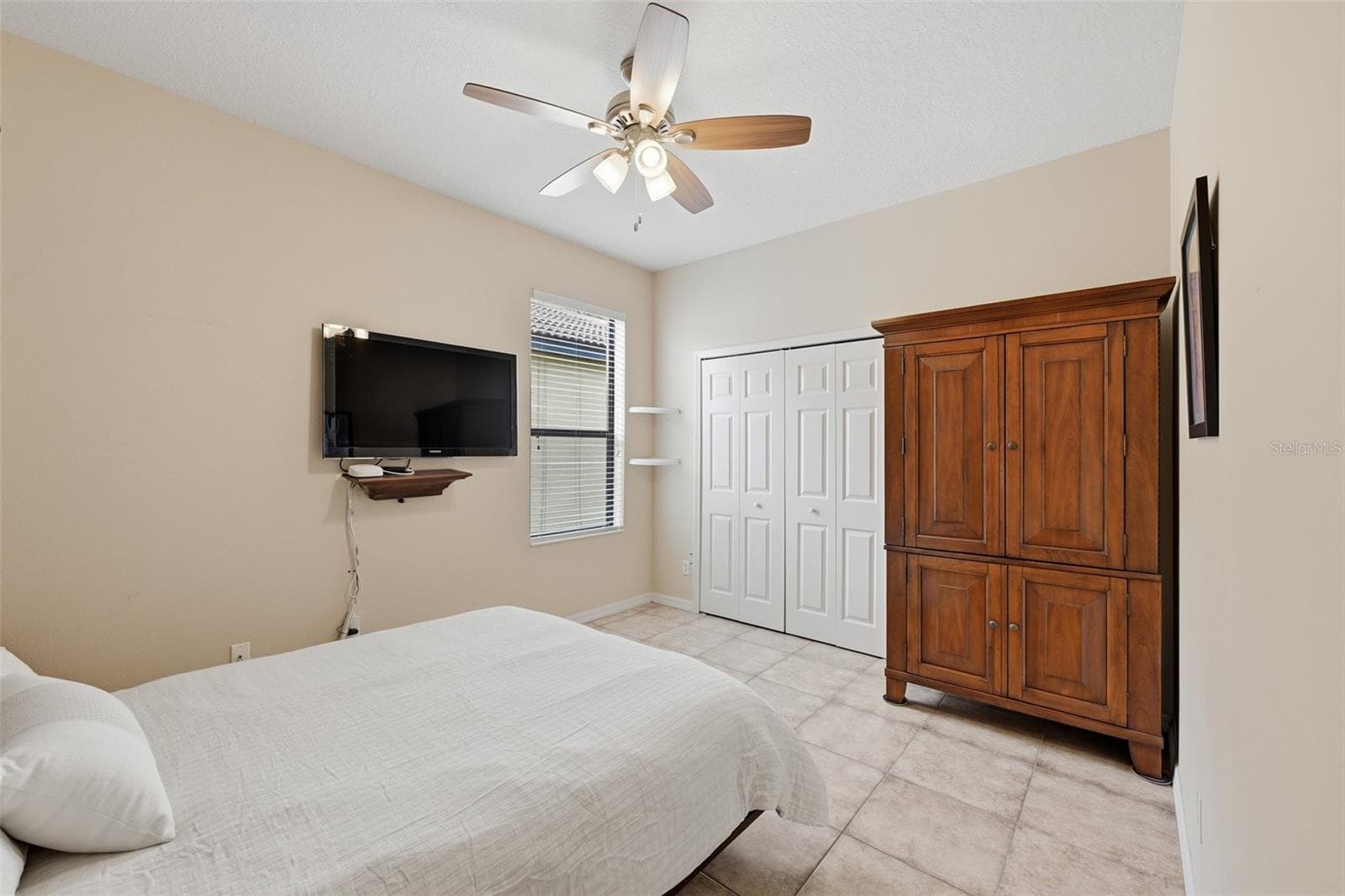 Single Family Residence at 229 SILVER FALLS DR, APOLLO BEACH, photo 38 of 77