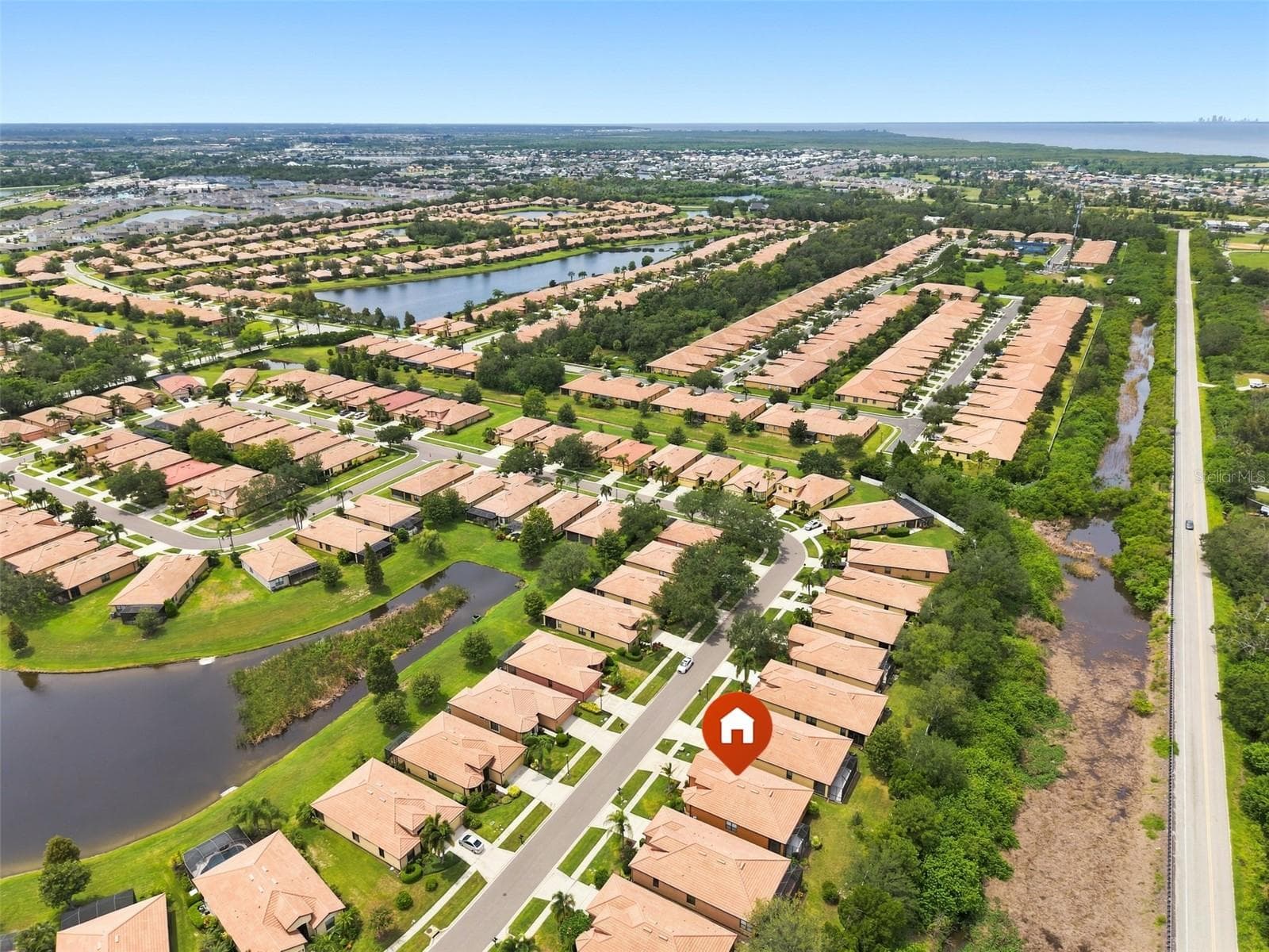 Single Family Residence at 229 SILVER FALLS DR, APOLLO BEACH, photo 45 of 77