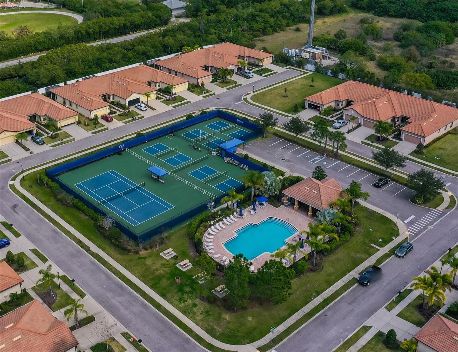Single Family Residence at 229 SILVER FALLS DR, APOLLO BEACH, photo 71 of 77