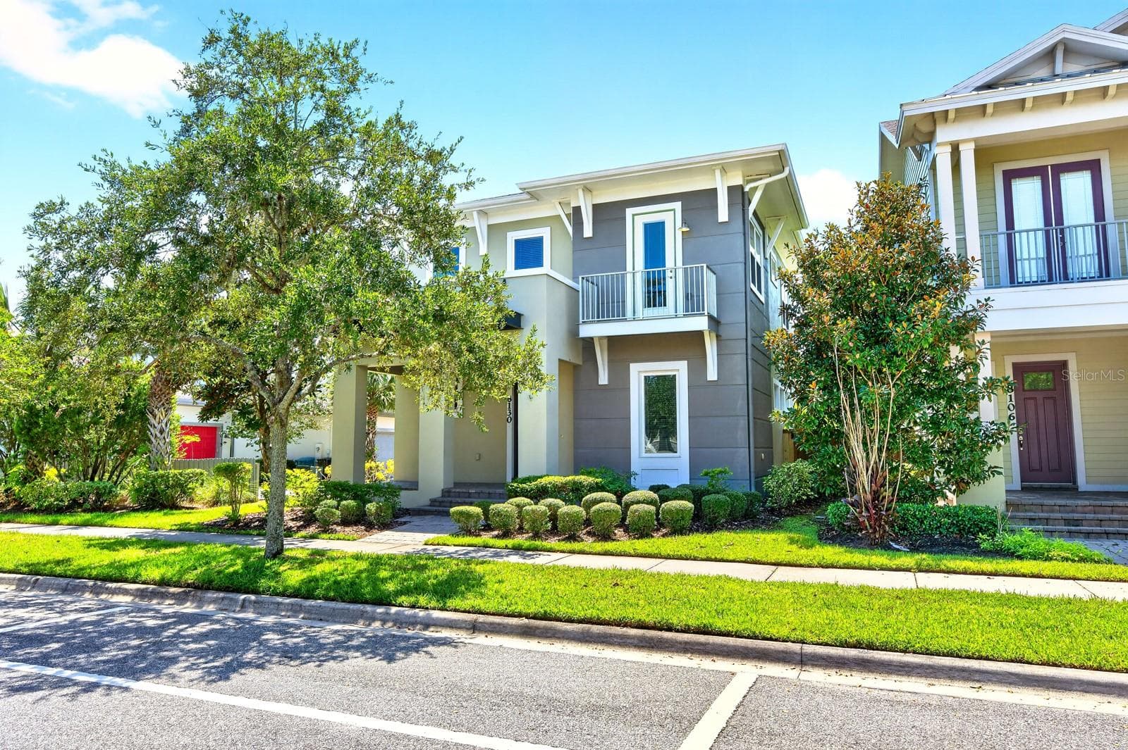Tree lines streets add to the curb appeal. - 8130 LAUREATE BLVD, ORLANDO