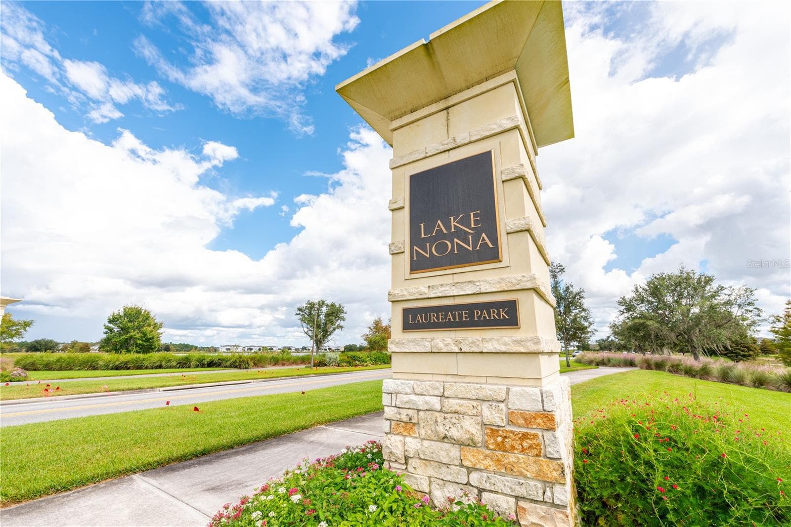 Sought-after Laureate Park in the heart of Lake Nona welcomes you! - 8130 LAUREATE BLVD, ORLANDO