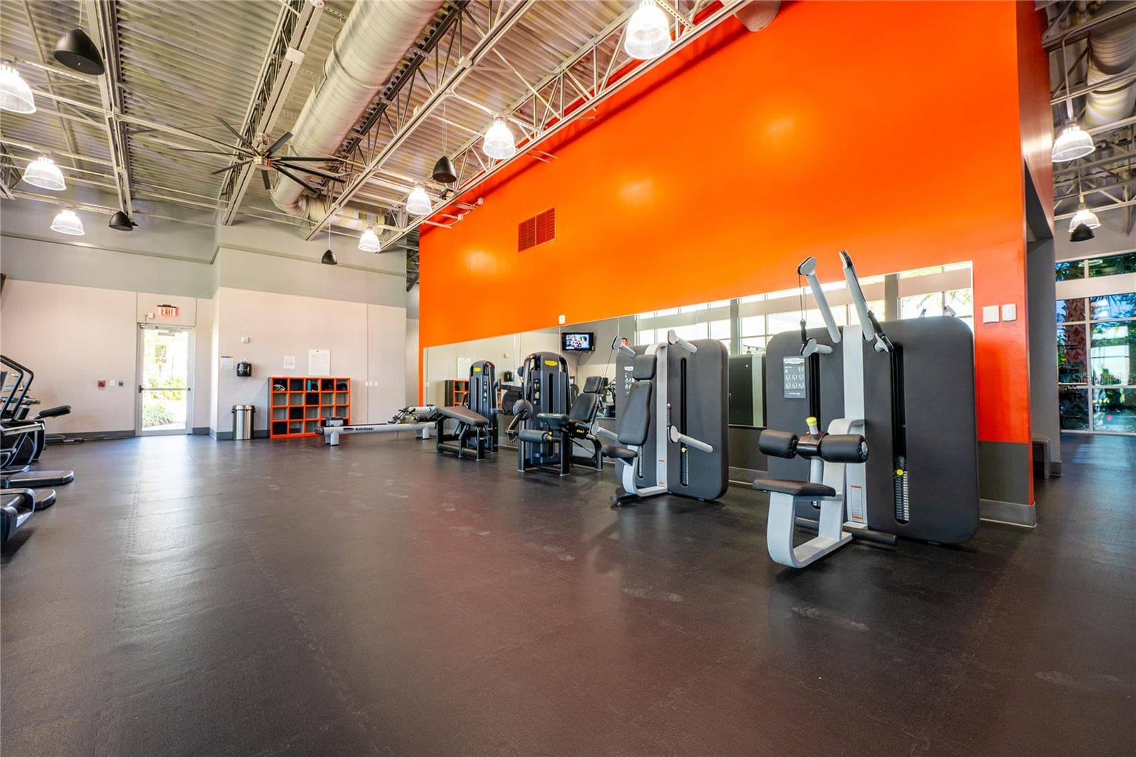 LP Fit. - 8130 LAUREATE BLVD, ORLANDO