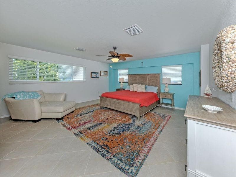 Single Family Residence at 918 GIBBS RD, VENICE, photo 23 of 48
