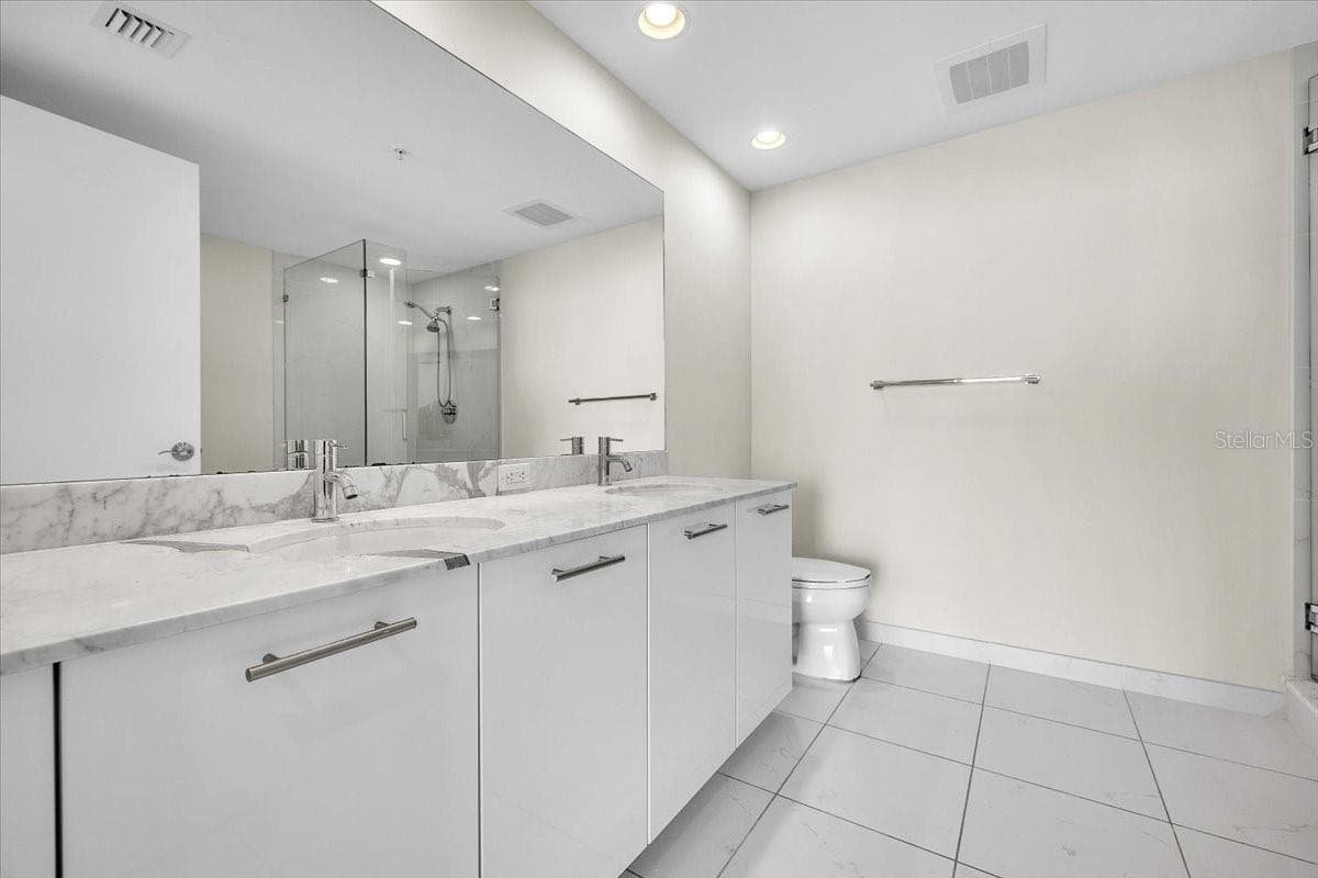 Condominium at 3000 OASIS GRAND BLVD #2802, FORT MYERS, photo 22 of 50