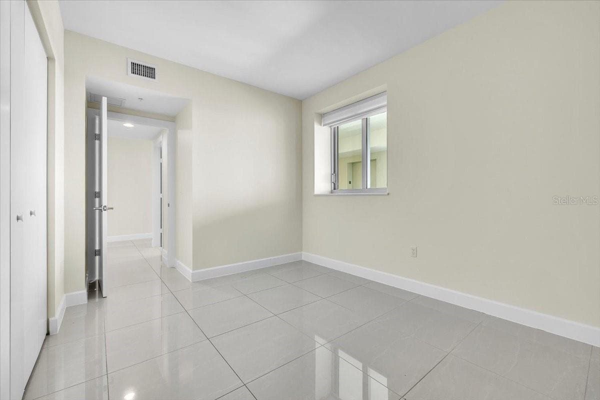 Condominium at 3000 OASIS GRAND BLVD #2802, FORT MYERS, photo 27 of 50