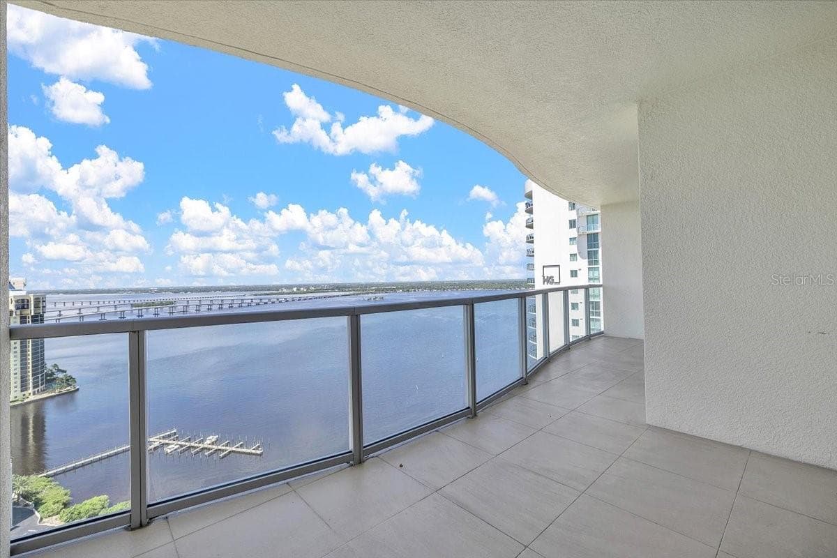 Condominium at 3000 OASIS GRAND BLVD #2802, FORT MYERS, photo 33 of 50