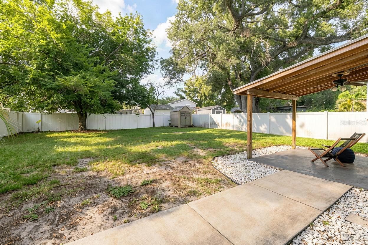 Single Family Residence at 3913 N LYNN AVE, TAMPA, photo 28 of 33
