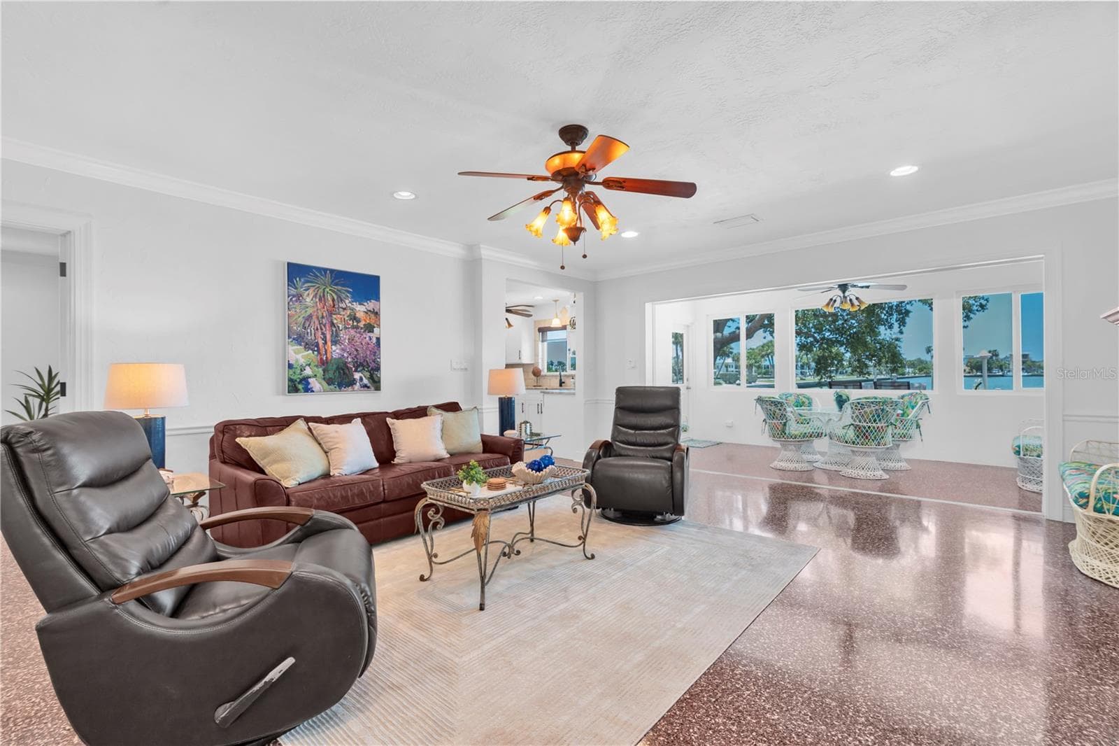 Single Family Residence at 16102 4TH ST E, REDINGTON BEACH, photo 5 of 51