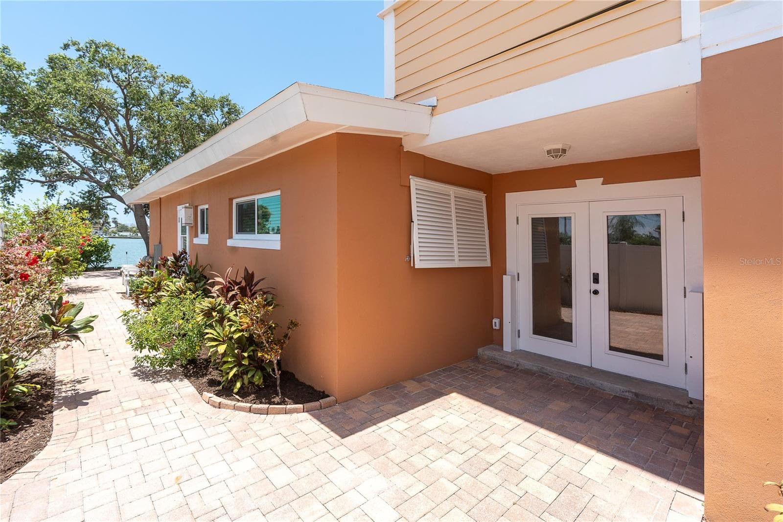 Single Family Residence at 16102 4TH ST E, REDINGTON BEACH, photo 15 of 51