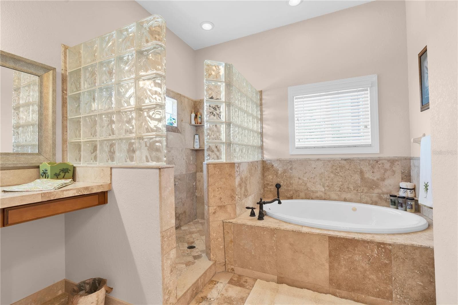 Primary bath - 16102 4TH ST E, REDINGTON BEACH
