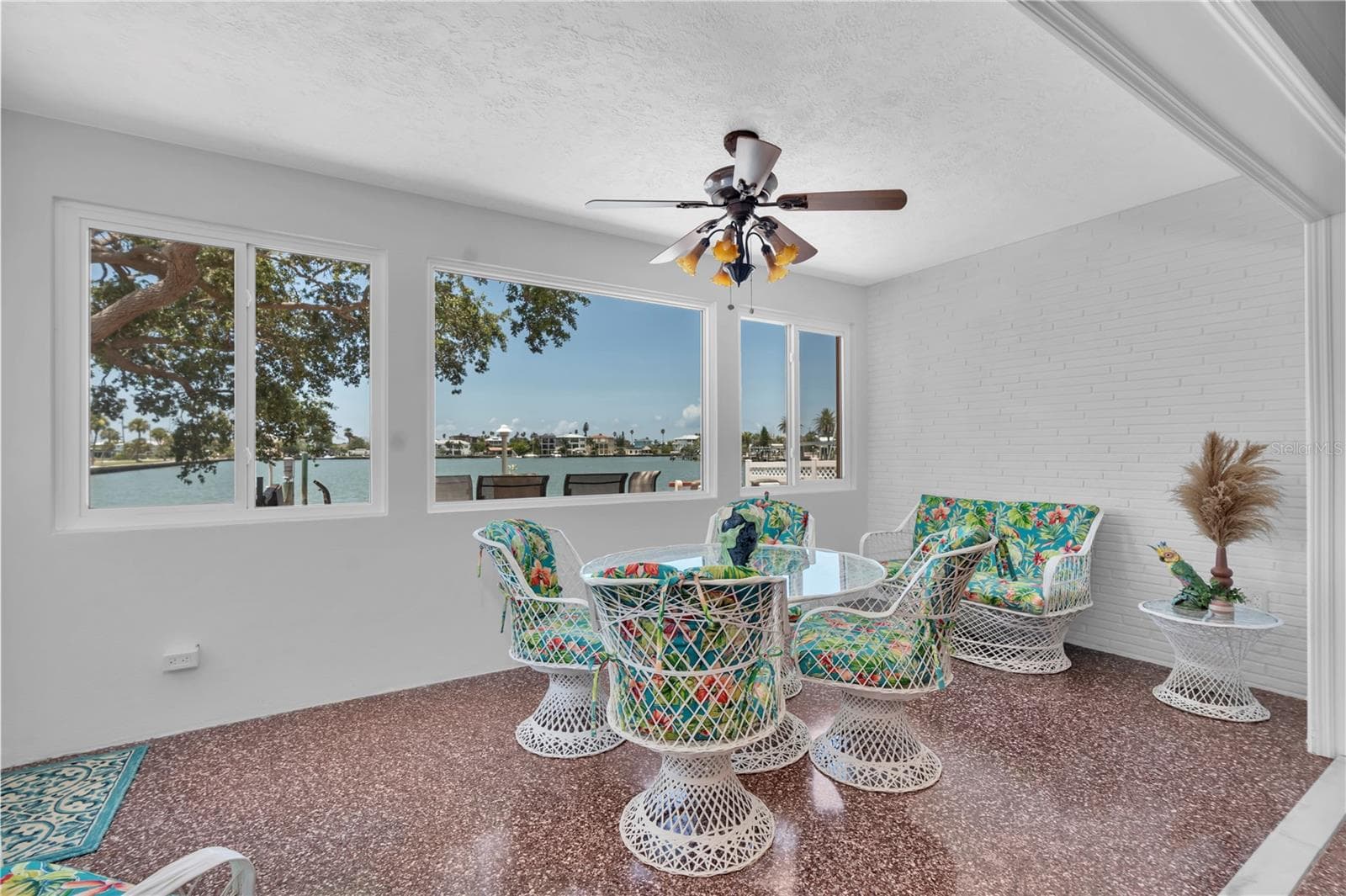 Single Family Residence at 16102 4TH ST E, REDINGTON BEACH, photo 33 of 51