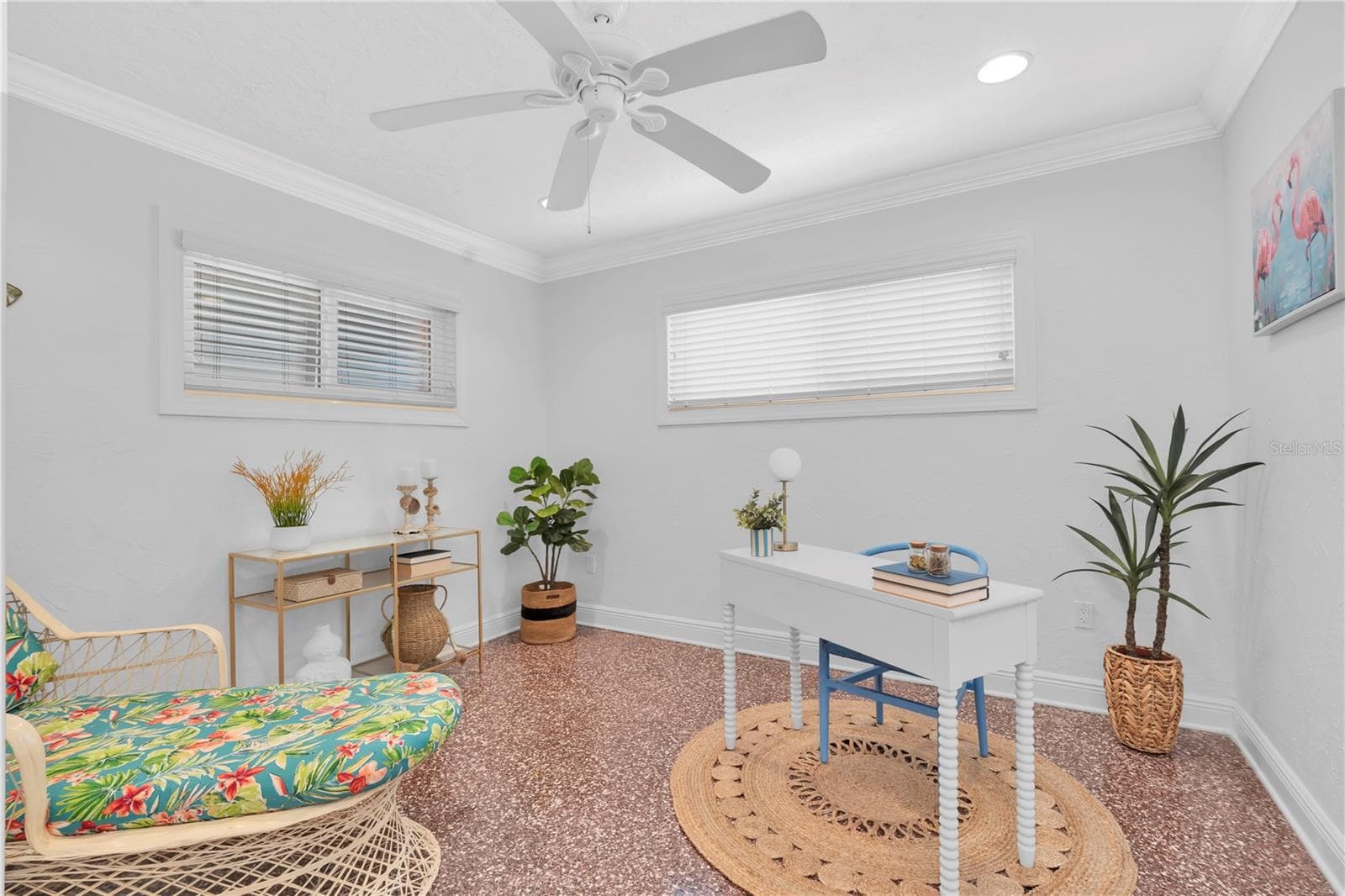 Office bedroom with bath and private entrance - 16102 4TH ST E, REDINGTON BEACH