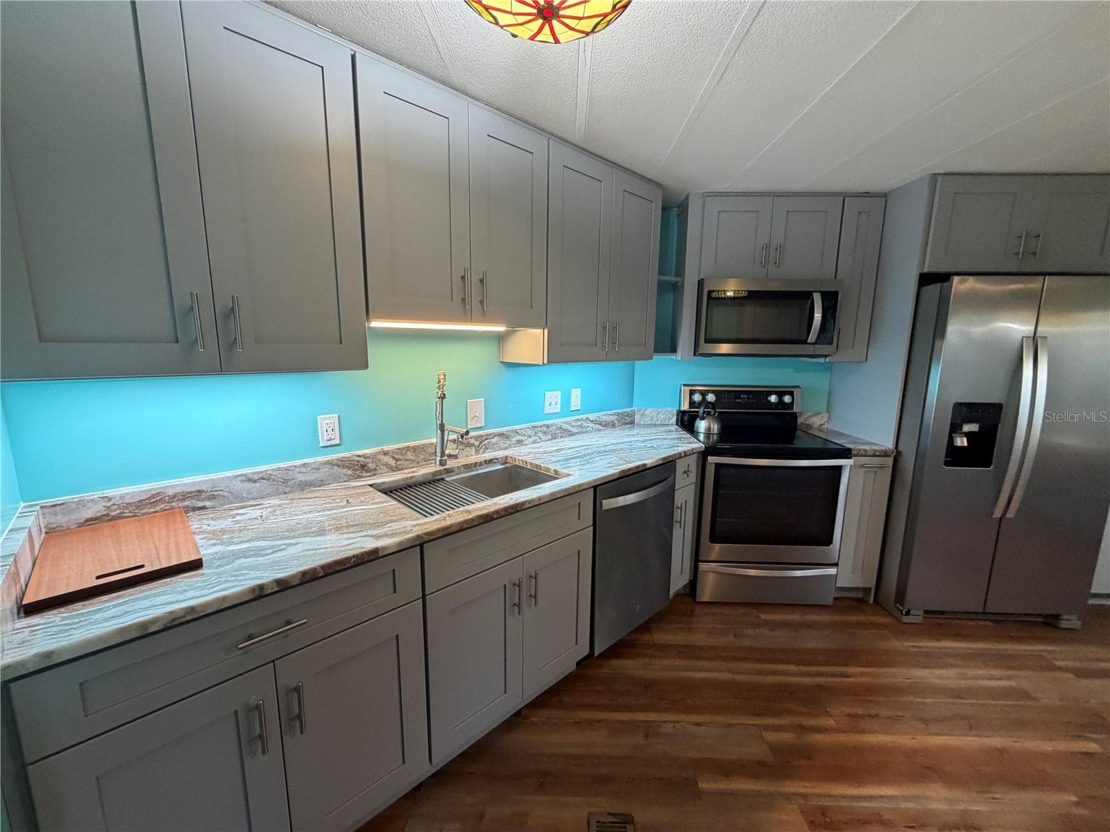 Mobile Home at 751 TRACI DR, LEESBURG, photo 7 of 23