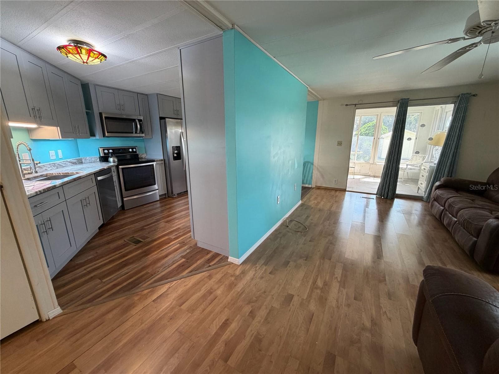 Mobile Home at 751 TRACI DR, LEESBURG, photo 9 of 23