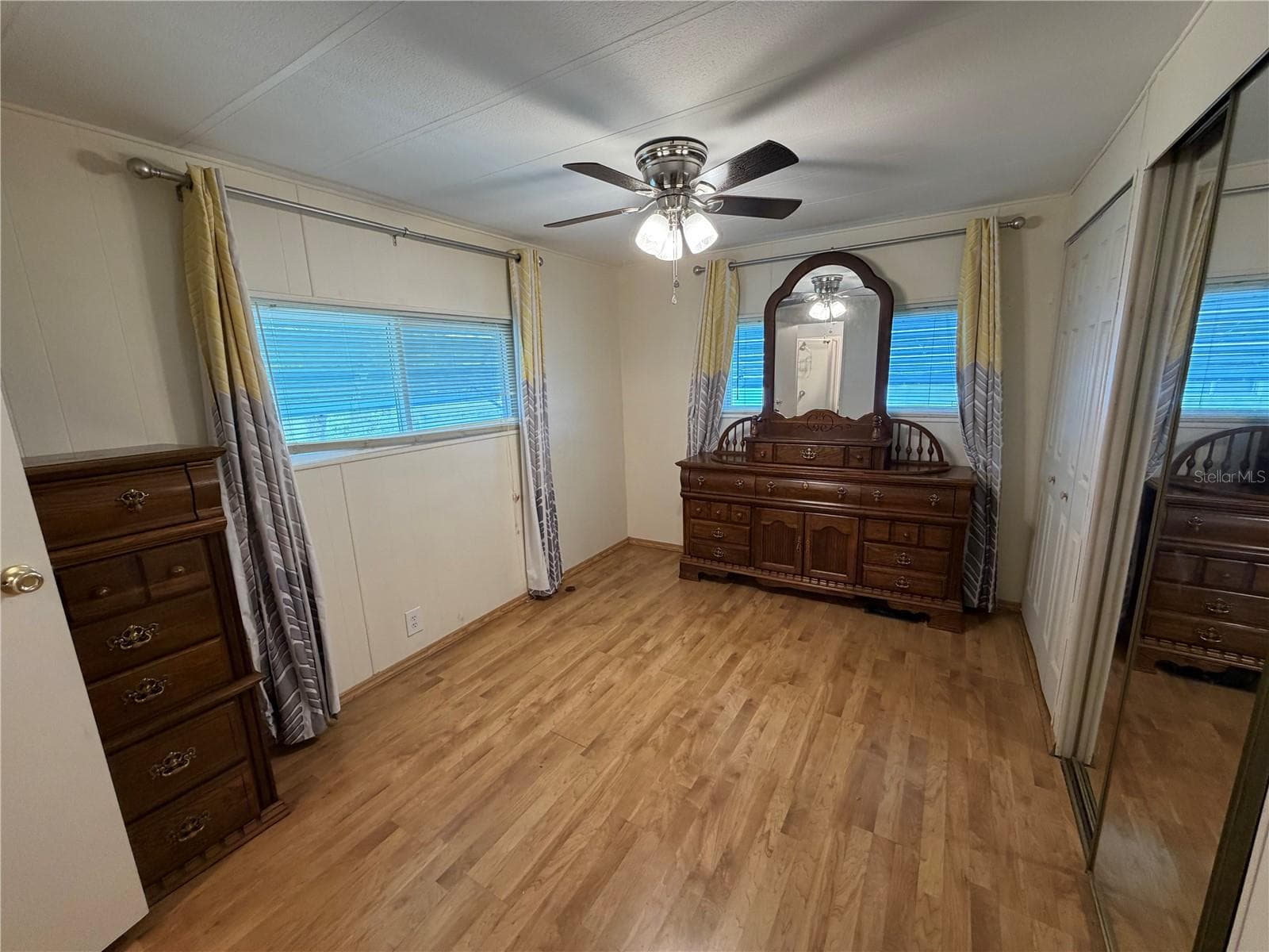 Mobile Home at 751 TRACI DR, LEESBURG, photo 11 of 23