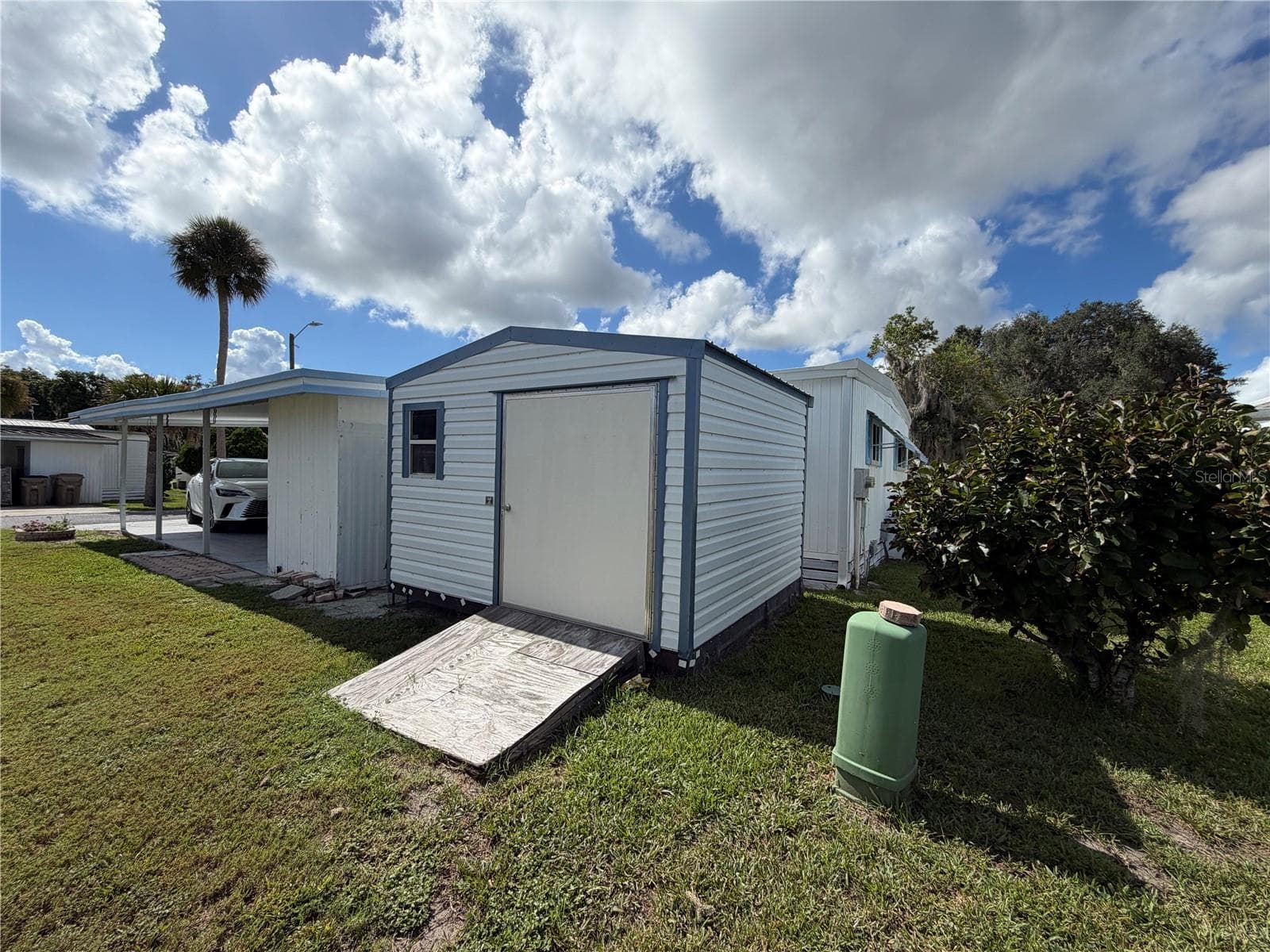 Mobile Home at 751 TRACI DR, LEESBURG, photo 22 of 23