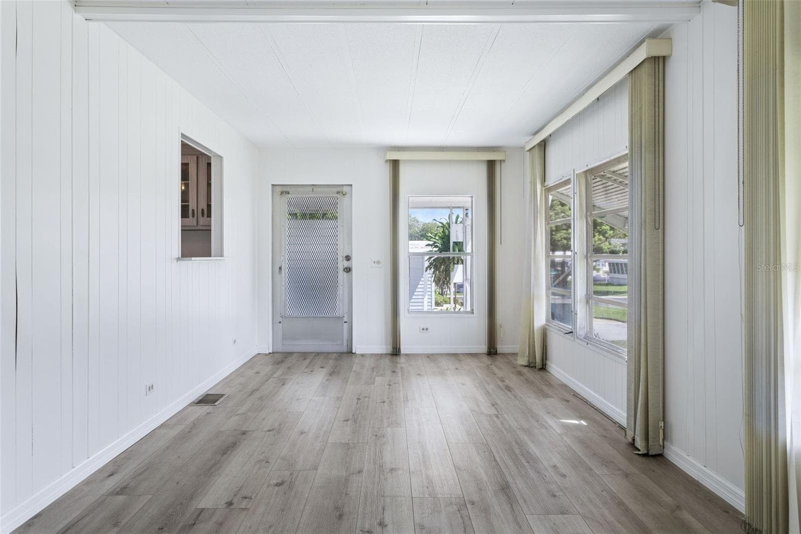 Mobile Home at 55 LEXINGTON CT #12, PALM HARBOR, photo 8 of 54