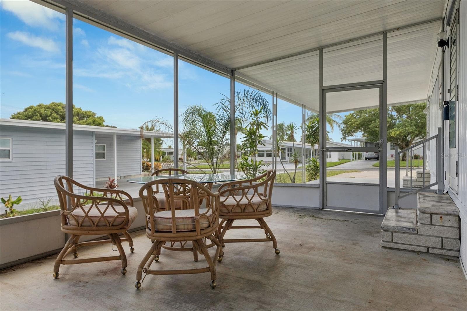 Mobile Home at 55 LEXINGTON CT #12, PALM HARBOR, photo 27 of 54