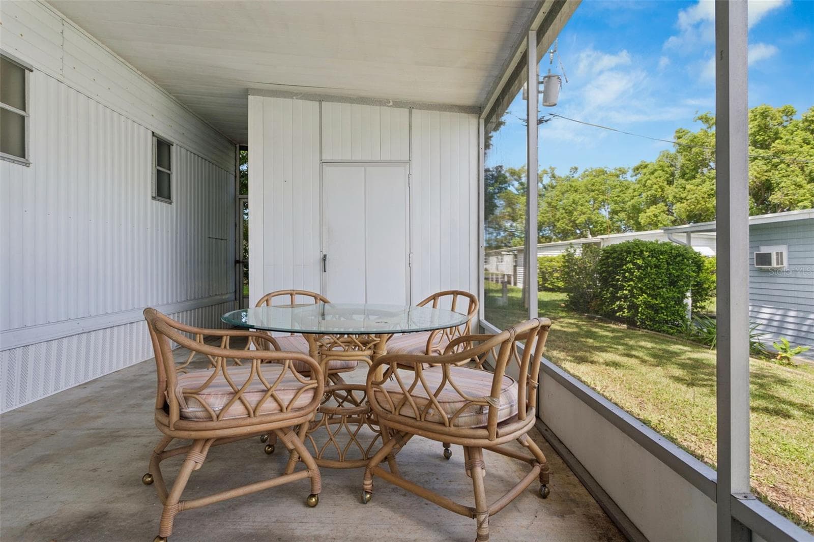 Mobile Home at 55 LEXINGTON CT #12, PALM HARBOR, photo 28 of 54