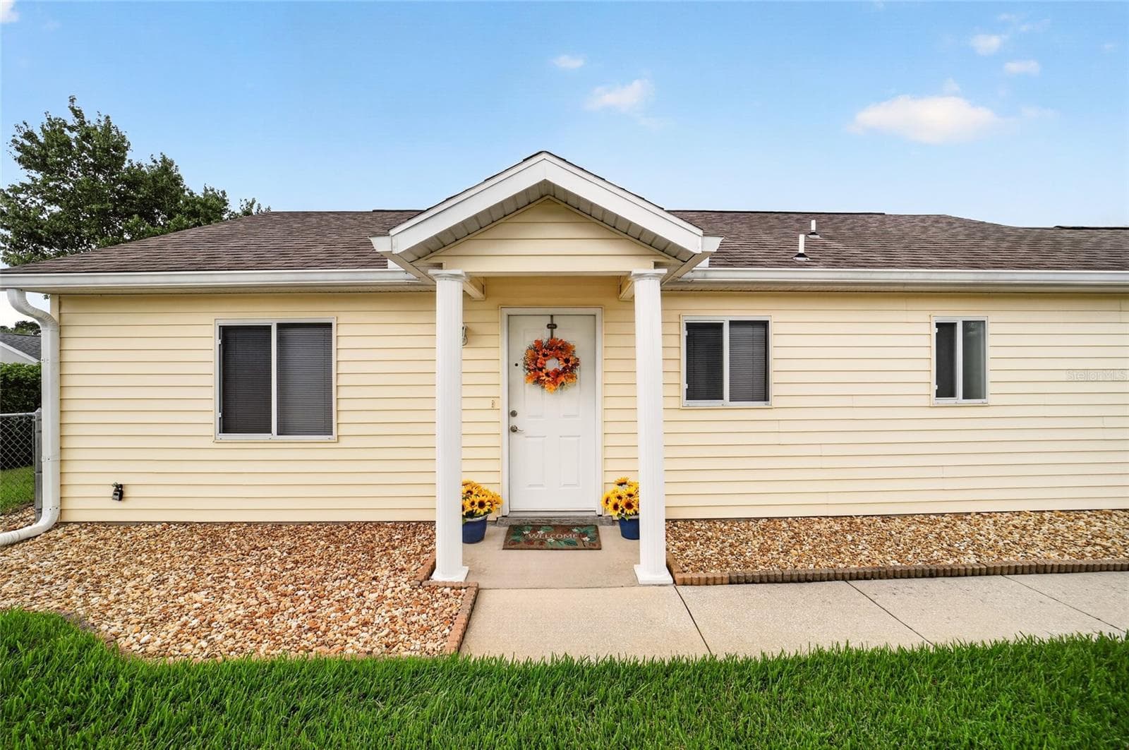 Single Family Residence at 1921 NW 50TH CIR, OCALA, photo 2 of 56