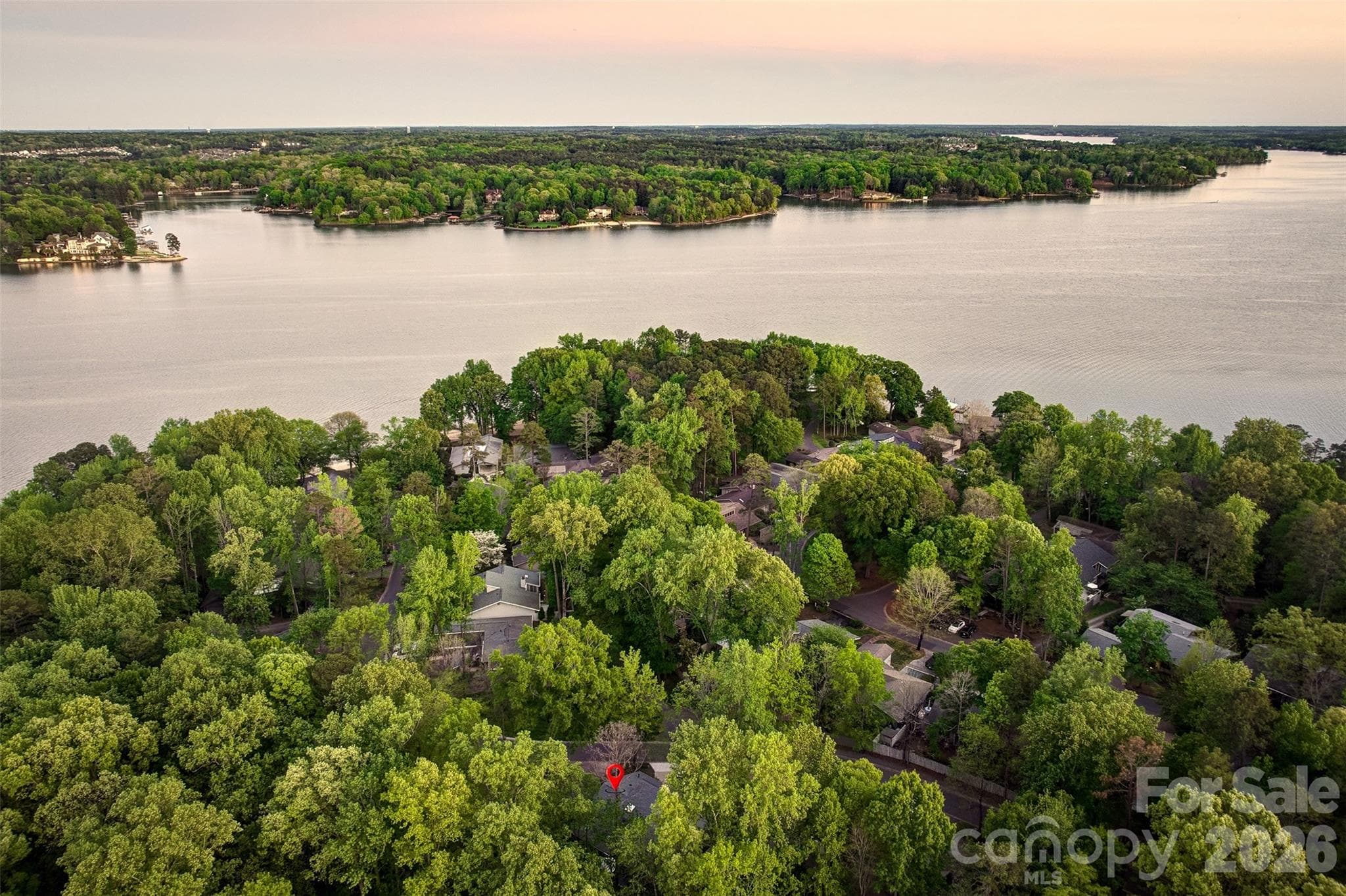 Single Family Residence at 3 King Haigler Chase Street, Lake Wylie, photo 32 of 33