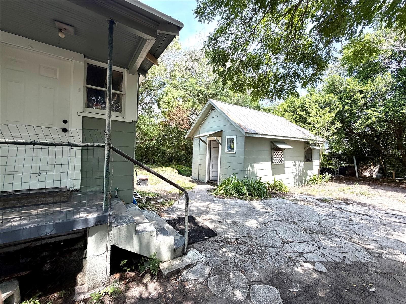 Single Family Residence at 209 AVENUE C NE, WINTER HAVEN, photo 14 of 17