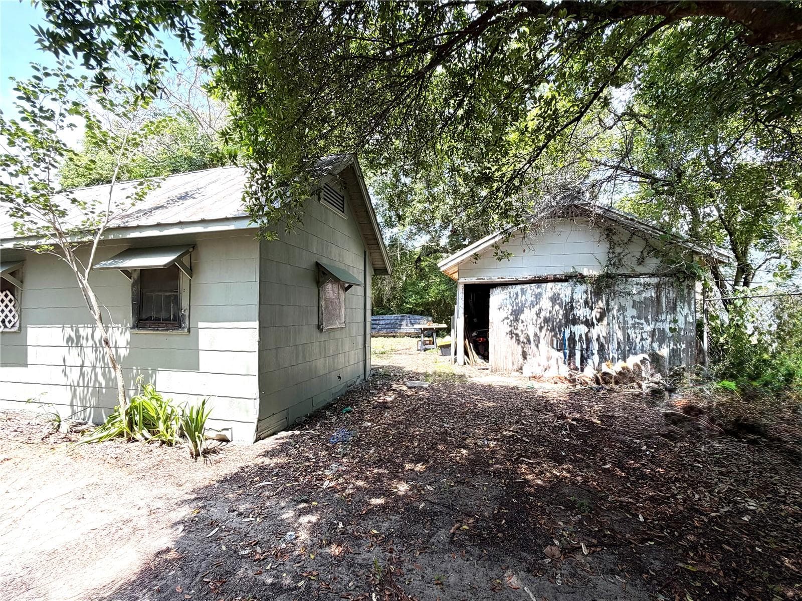 Single Family Residence at 209 AVENUE C NE, WINTER HAVEN, photo 16 of 17