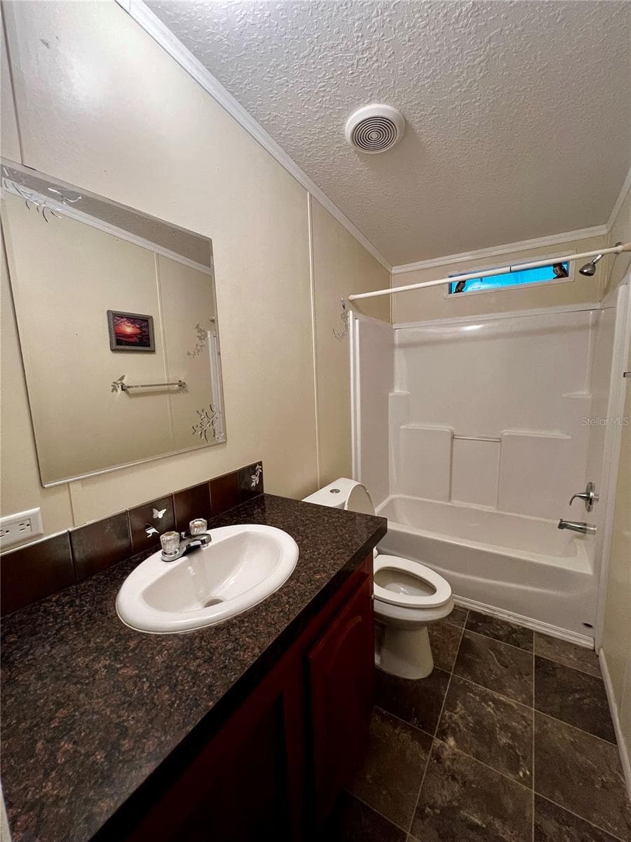 Manufactured Home at 113 SABRINA LN, PALATKA, photo 11 of 23