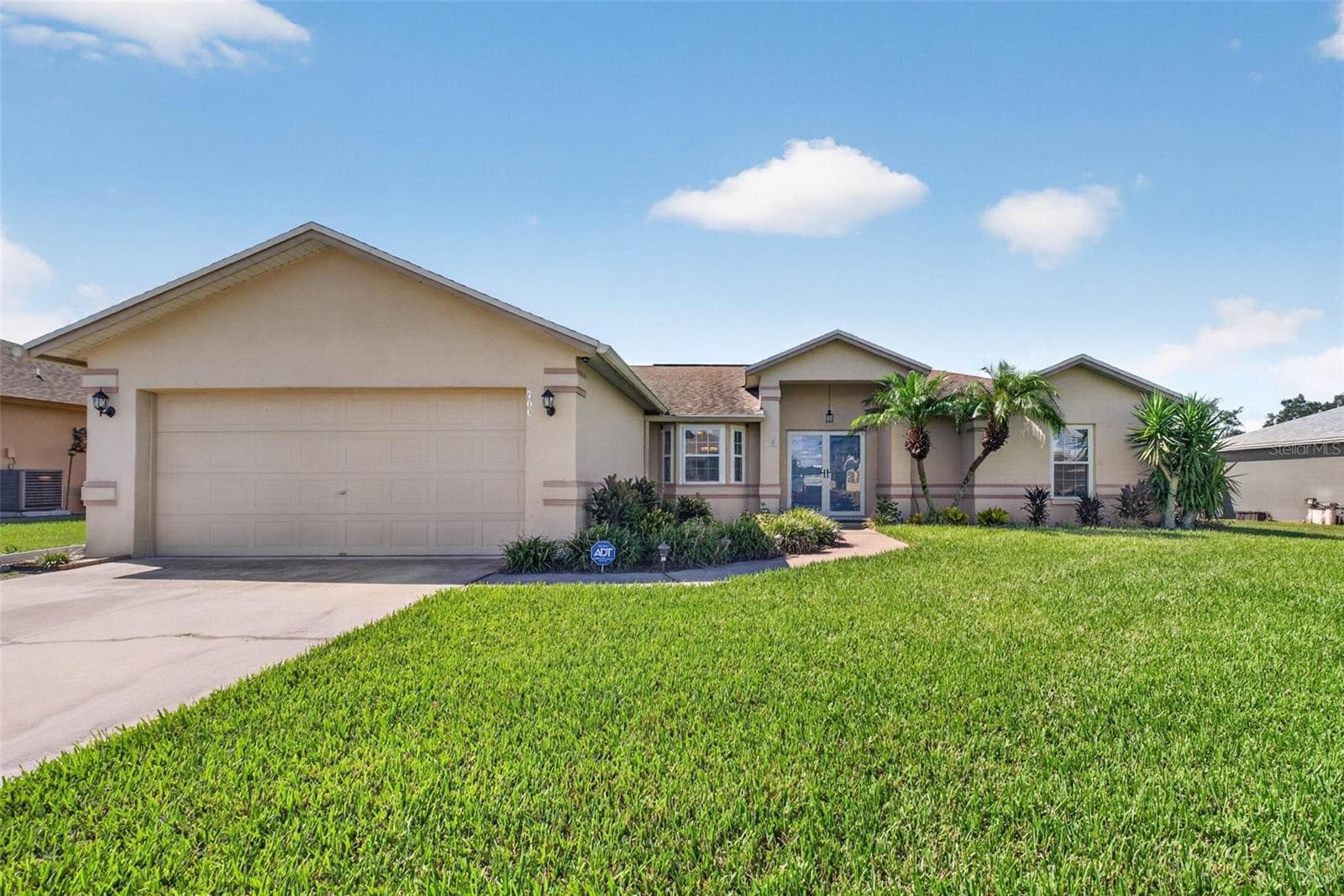 706 HIGHLAND CREST LOOP