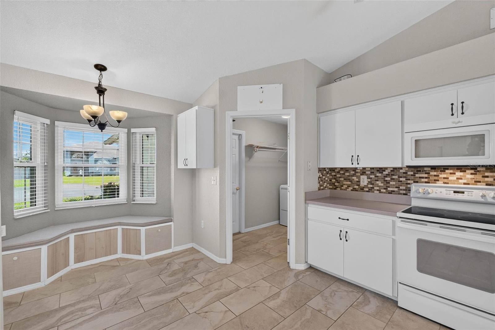 Single Family Residence at 706 HIGHLAND CREST LOOP, LAKE WALES, photo 18 of 49