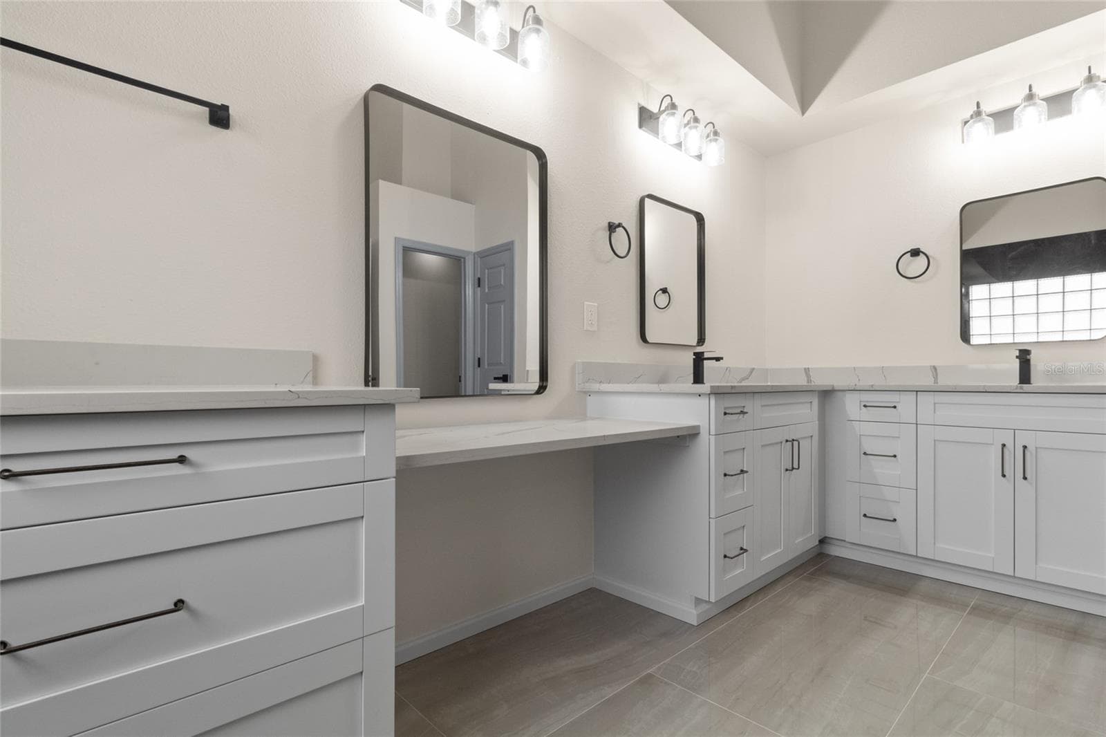 Single Family Residence at 10217 TIMBERLAND POINT DR, TAMPA, photo 23 of 44