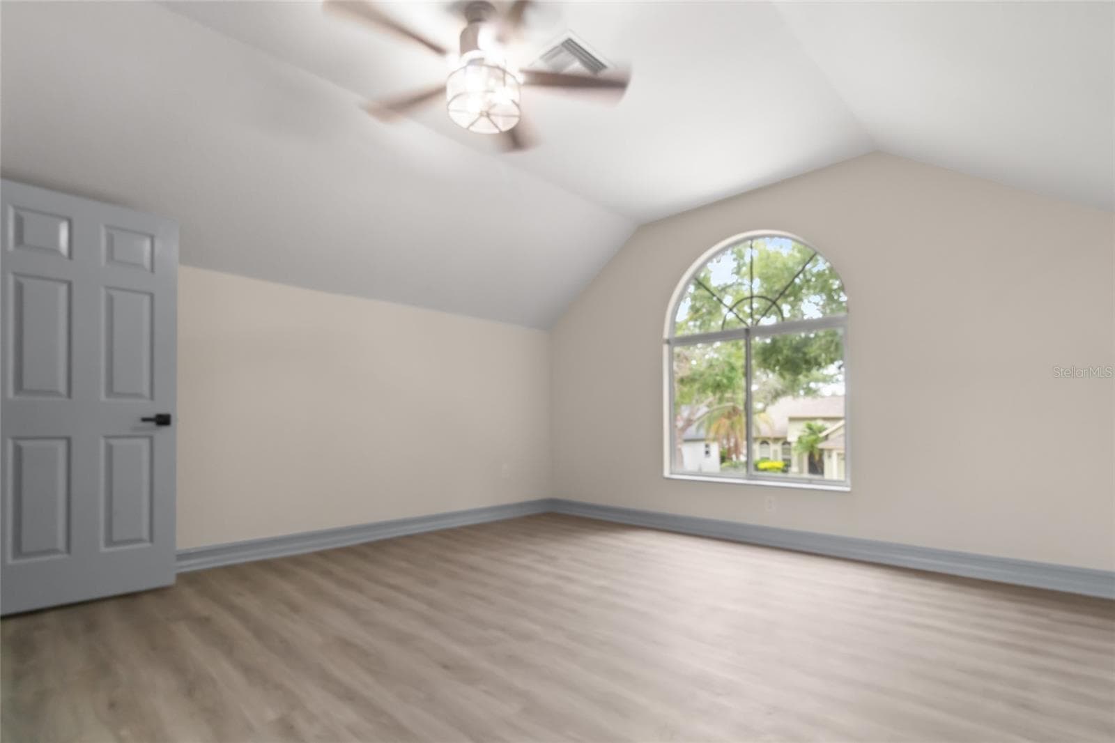 Single Family Residence at 10217 TIMBERLAND POINT DR, TAMPA, photo 34 of 44