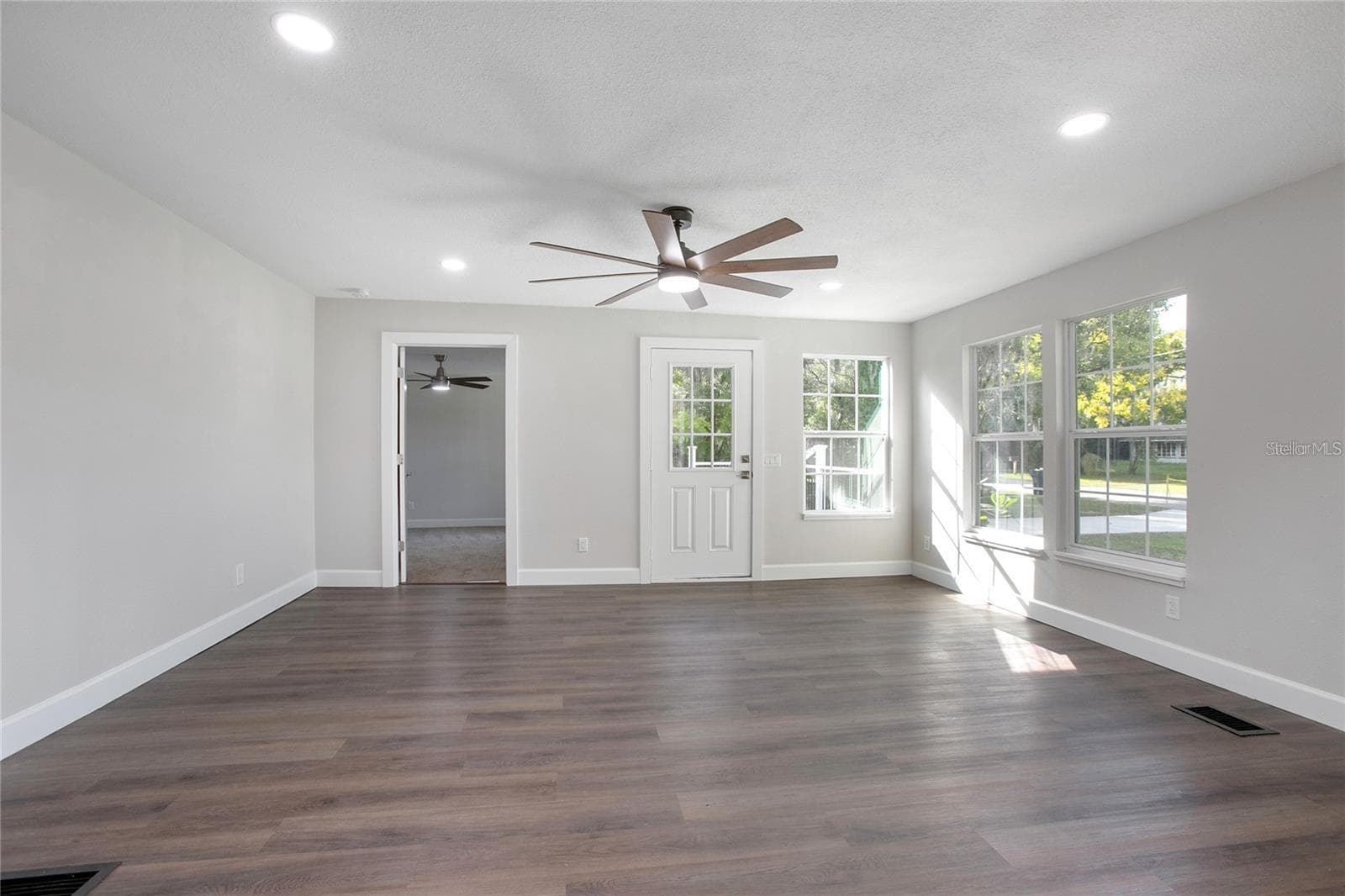 Single Family Residence at 1014 TALTON AVE, DELAND, photo 5 of 23
