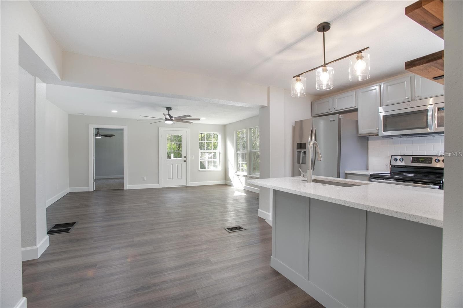 Single Family Residence at 1014 TALTON AVE, DELAND, photo 8 of 23