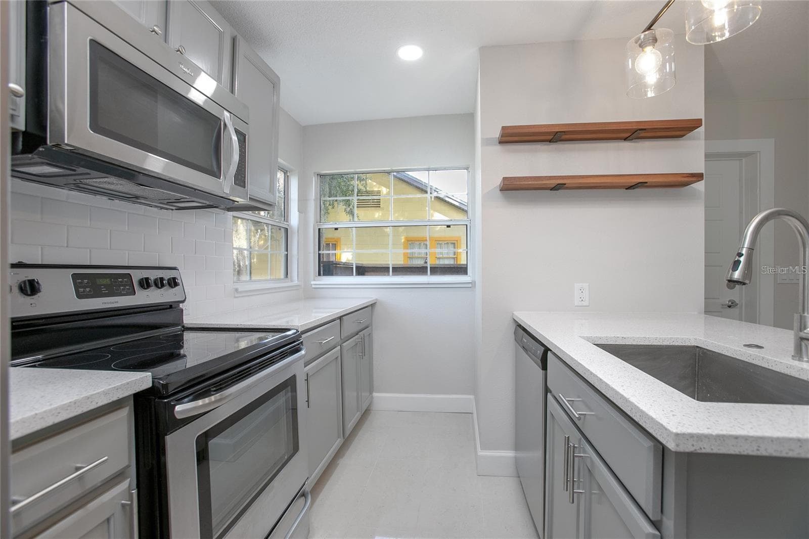 Single Family Residence at 1014 TALTON AVE, DELAND, photo 10 of 23