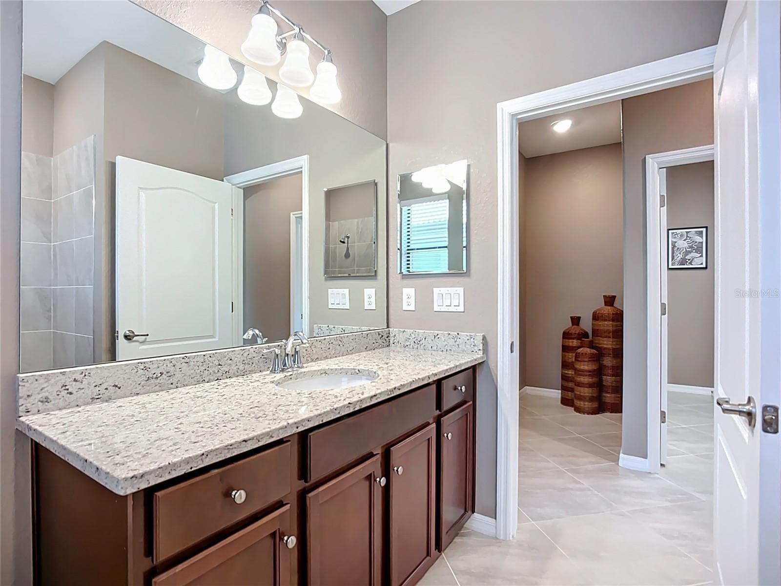 Single Family Residence at 24137 SPARTINA DR, VENICE, photo 20 of 28