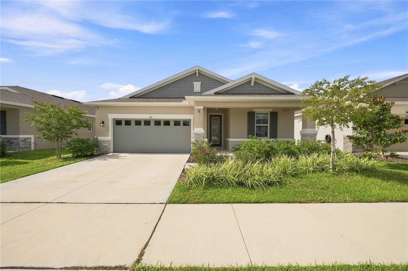 987 GRIFFON AVE