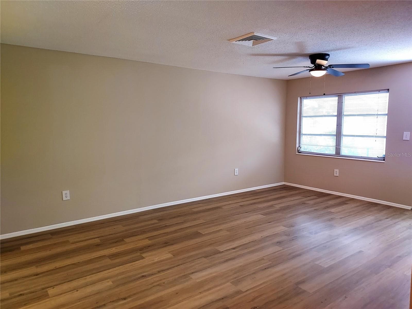 Condominium at 6064 ARLENE WAY #6064, BRADENTON, photo 5 of 20