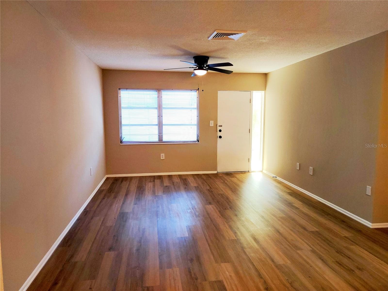 Condominium at 6064 ARLENE WAY #6064, BRADENTON, photo 11 of 20