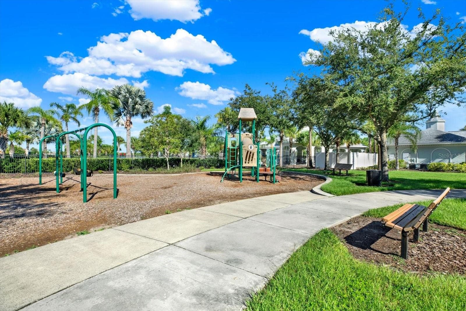 Single Family Residence at 10207 COUNT FLEET DR, RUSKIN, photo 29 of 35