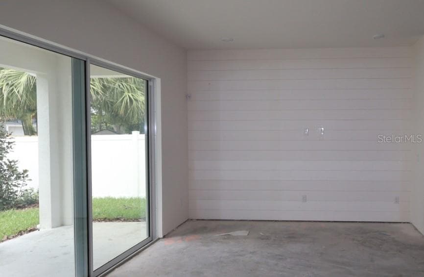Family Room **Under Construction - 1002 W CHARTER ST, TAMPA
