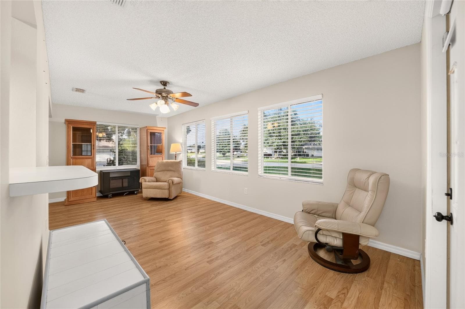 family room - 8661 SW 65TH TER, OCALA
