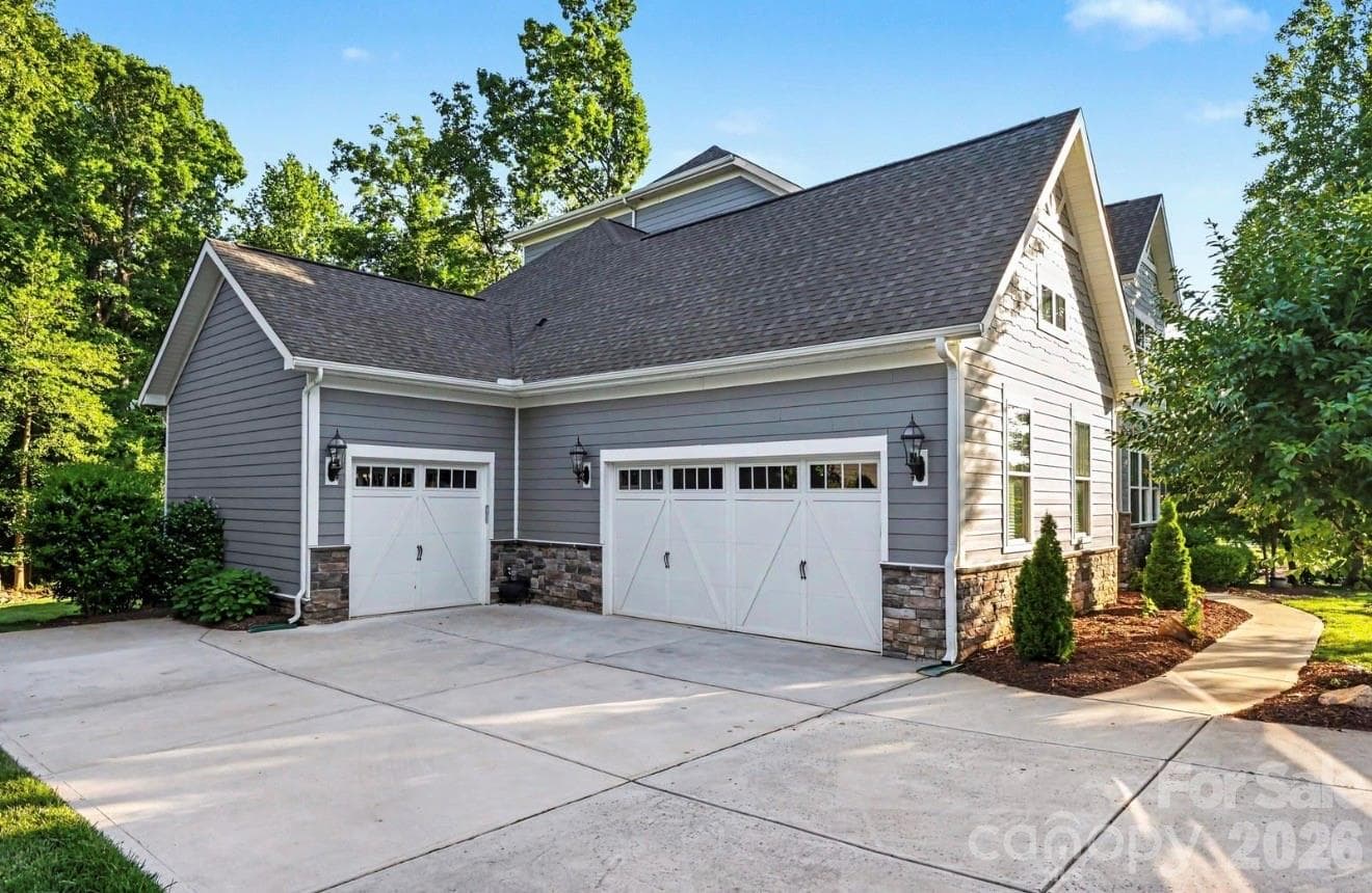 Single Family Residence at 113 Cross Current Lane, Belmont, photo 6 of 46