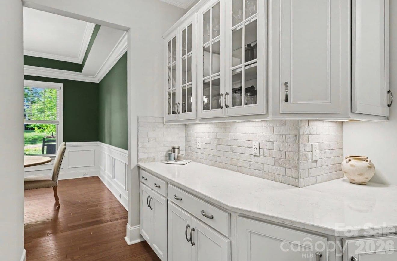 Single Family Residence at 113 Cross Current Lane, Belmont, photo 14 of 46