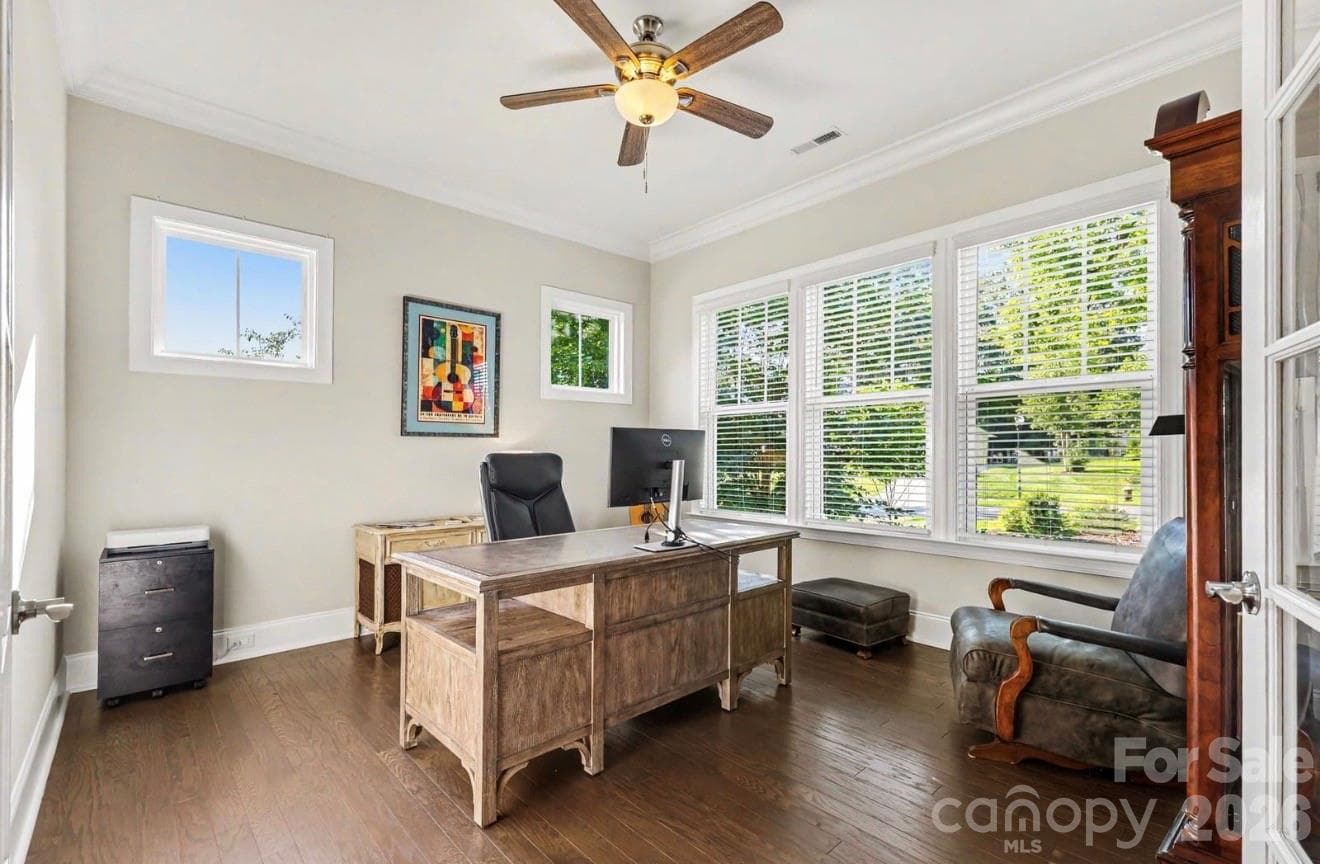 Single Family Residence at 113 Cross Current Lane, Belmont, photo 17 of 46