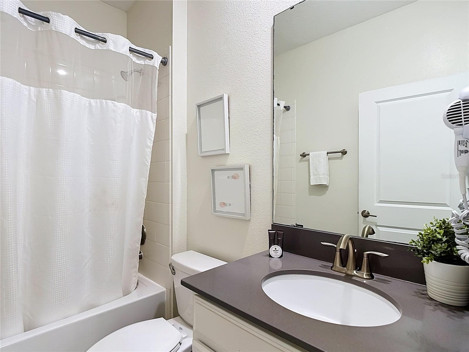 Single Family Residence at 2735 BOOKMARK DR, KISSIMMEE, photo 34 of 69